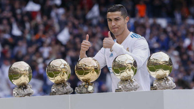 Karena Ini Ballon d'Or Resmi Ditiadakan