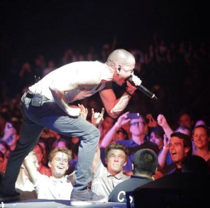 Mengenang Chester &lsquo;Linkin Park&rsquo;, Ini 6 Potretnya Semasa Hidup yang Bikin Kangen