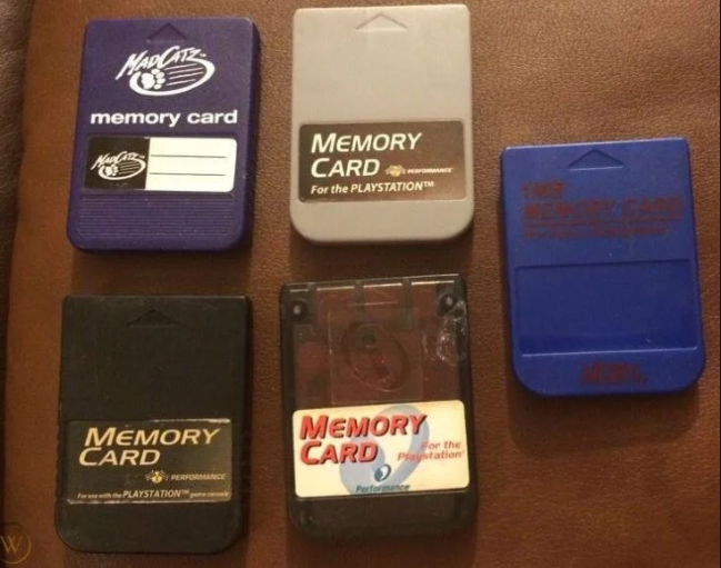 5 Versi Memory Card PlayStation 1 yang Populer, Kamu Punya yang Mana?