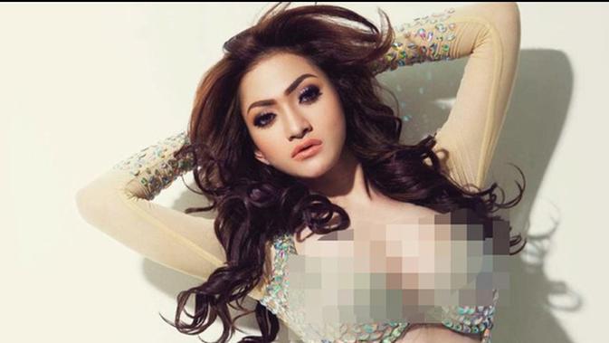 Bantah Terlibat Prostitusi, Katanya 5 Artis Ini Digerebek Tanpa Busana di Kamar Hotel