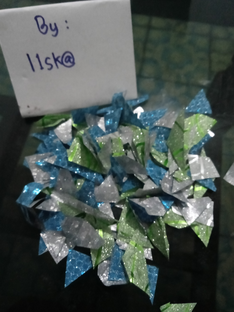 (DIY) Tak Perlu Dibuang, Benda Bekas Ini Bisa Jadi Tempat Pensil Cantik