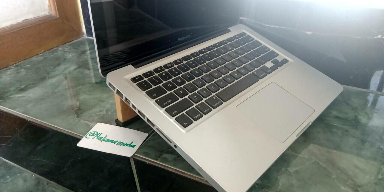 &#91;DIY&#93; sulap kayu bekas jadi stand laptop mu
