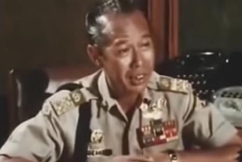 Hoegeng Imam Santoso, Jenderal Polisi Paling Jujur Yang Pernah Ada Di Indonesia!
