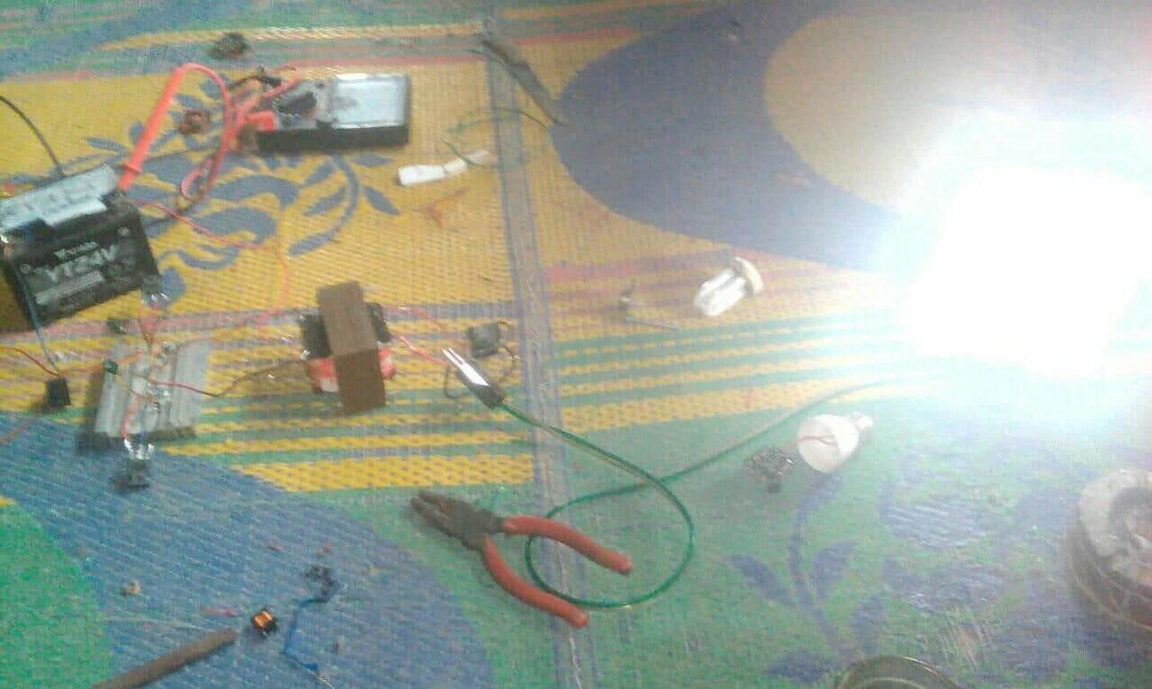 Inverter Sederhana Dan Charger Aki Dari Bahan Bekas