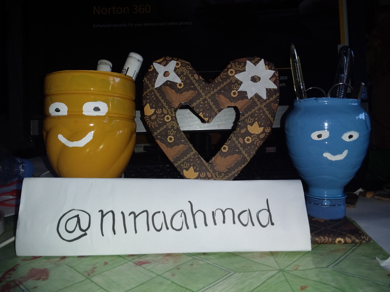 Menyulap Barang Bekas Menjadi Produk Bernilai Ekonomis