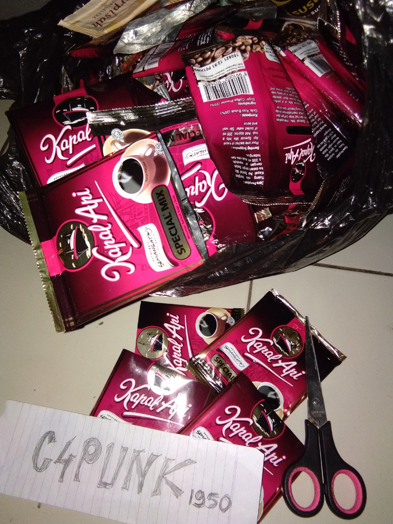 Life Hack Membuat Karpet Dari Bungkus Kopi