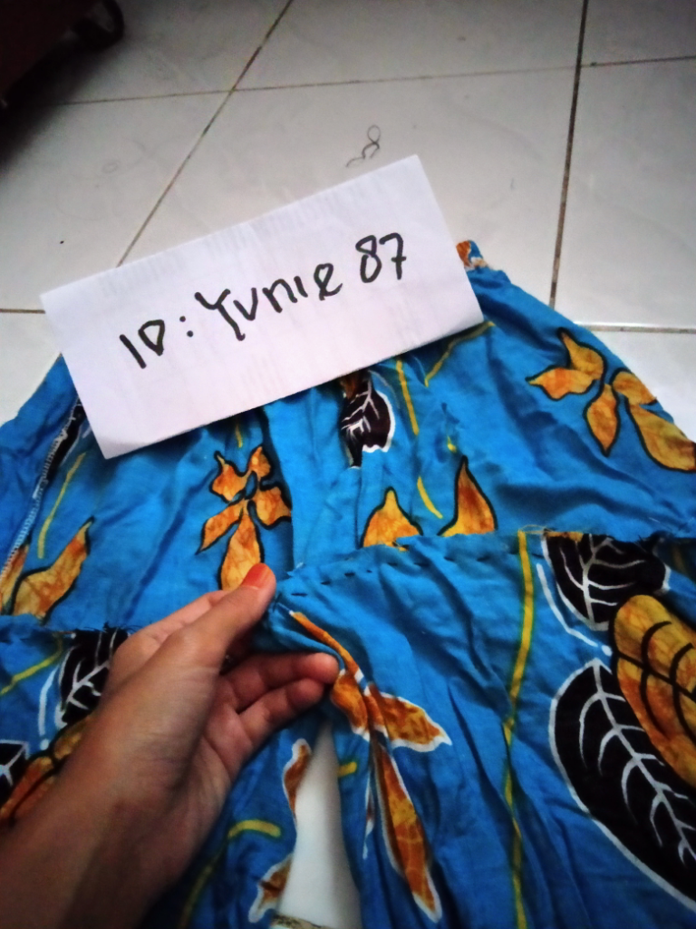 Celana Panjang Sobek?Jangan Dibuang, Gan!