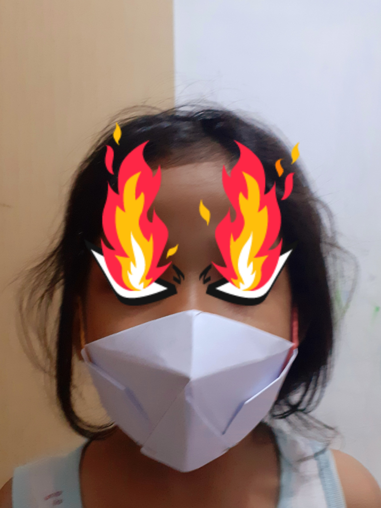Masker Agan Hilang atau Masih Dicuci? Gak Perlu Beli Baru, Cobain DIY Life Hack Ini!