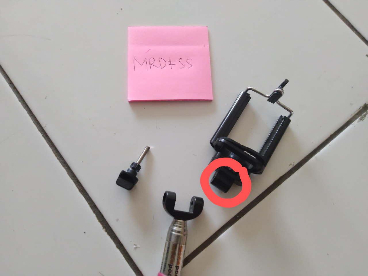 &#91;DIY&#93;Pengen Tripod Tapi Gak Punya Duit? Buat Aja Dari Tongsis Dan Cukuran Jenggot