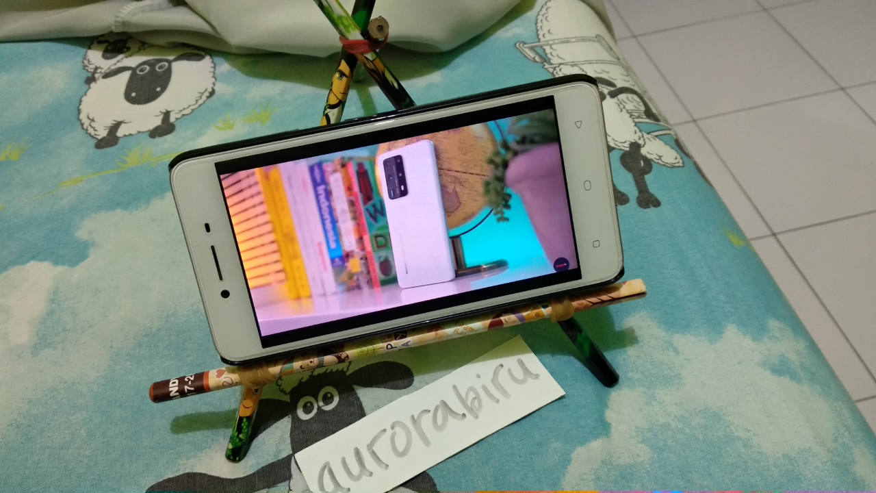 Tripod Imut Ini Ampuh Untuk Meringankan Beban Di Lengan Agan