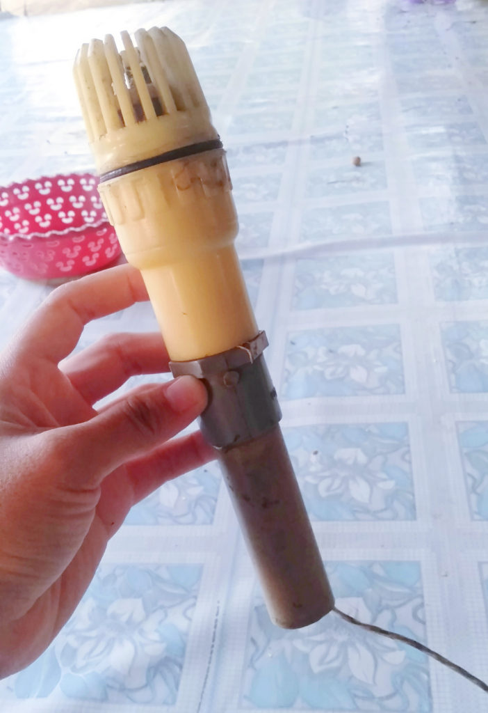 &#91;DIY Life Hacks&#93; Mau Karaokean, Tapi Gak Punya Mikrofon, Yuk Bikin Sendiri!