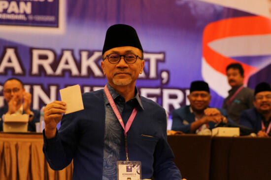 Vernita Syabilla Disebut-sebut Kader PAN, Zulhas Meluruskan