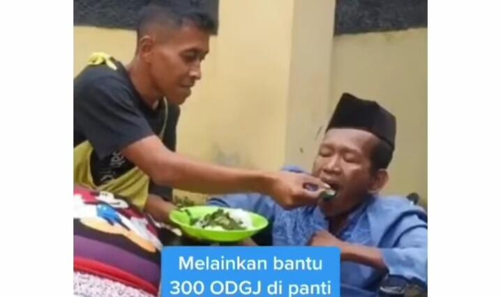 Kisah Badut Jalanan Berhati Sultan, Berbagi Kebahagiaan dengan Penghuni Panti Asuhan!