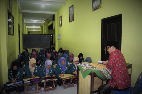 Berbicara Tentang Pendidikan? Jangan Lupakan Pesantren!