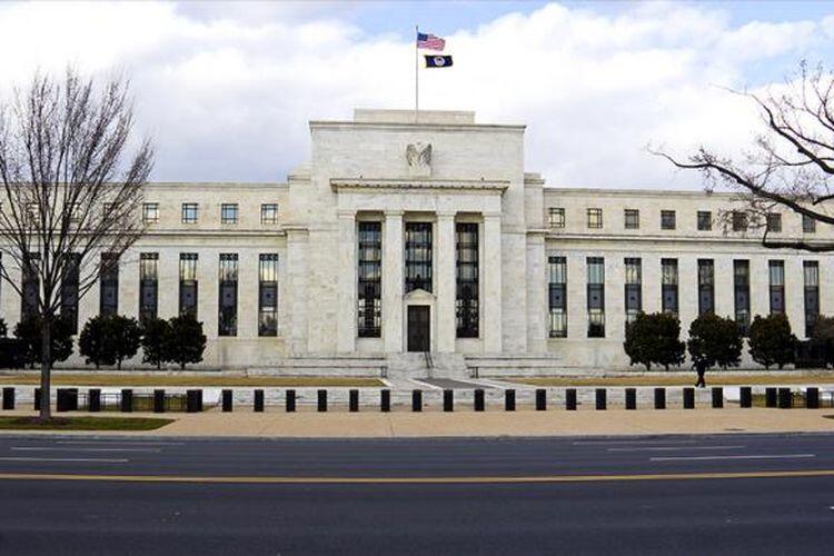 Suku Bunga The Fed Tetap, Pertumbuhan Ekonomi 'Jauh Di Bawah' Pra-Pandemi