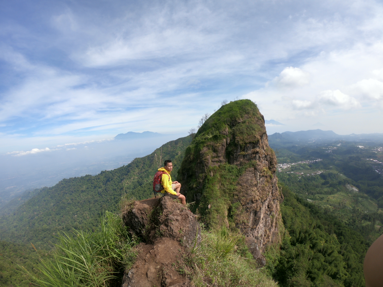 Gunung plawangan nongkojajar yang memukau
