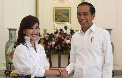 Artis Ike Mukti Ngaku Tak Dapat Proyek Pemda DKI Gara-gara Foto Jokowi