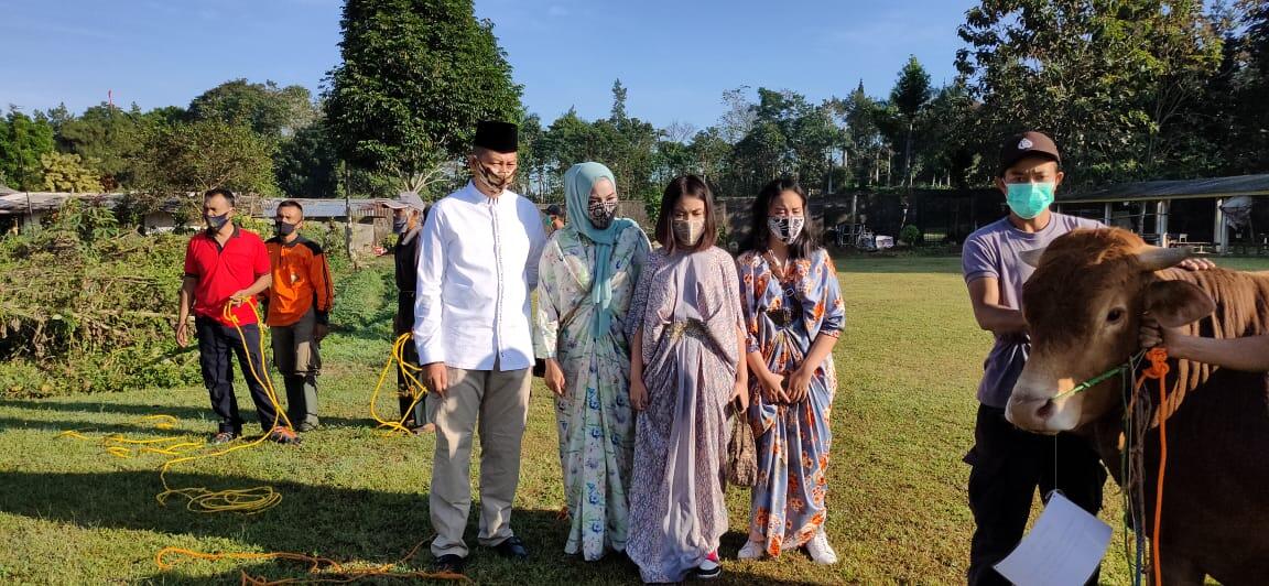 Kasetukpa Lemdiklat Polri Serahkan 40 Ekor Hewan Kurban