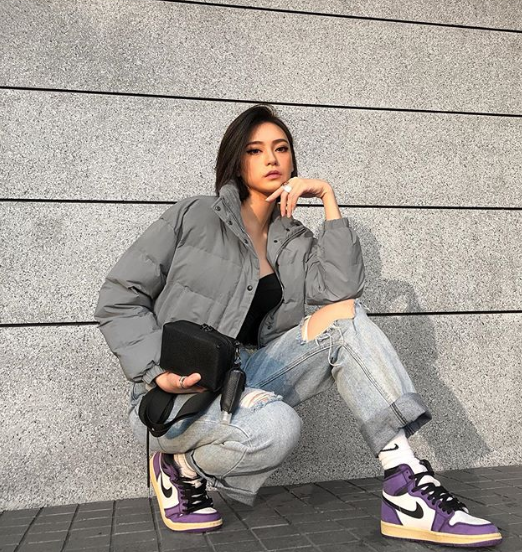 Yuk! Tengok style dan koleksi sneakers Tamara Dai