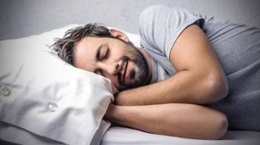 Ditinggal Suami Tidur Sesaat Setelah Bercinta? Eits, Jangan BT Dulu!