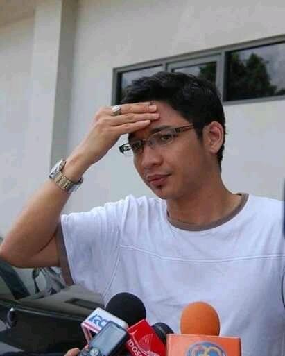Pasha Ungu Senang Berkepala Plontos