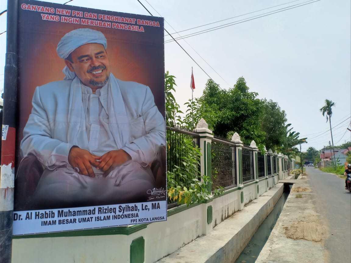 Baliho Habib Rizieq Terpasang, FPI Langsa: Satu Poster Dibakar, Muncul Seribu Lainnya
