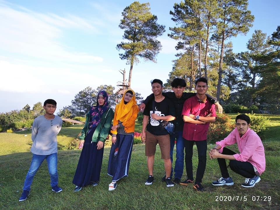 TRAVELING LAH YANG JAUH MUMPUNG MASIH MUDA