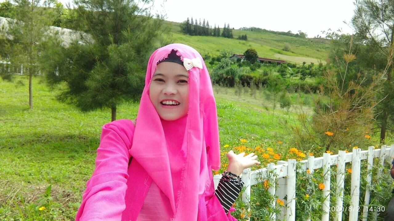 TRAVELING LAH YANG JAUH MUMPUNG MASIH MUDA