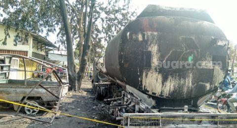 Truk BBM Meledak di Medan, Pertamina Selidiki Dugaan 'Kencing' di Jalan