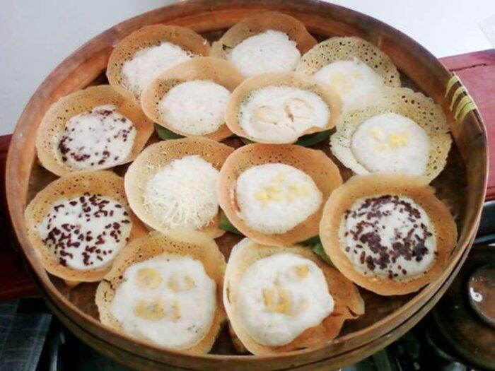Bikin Kue Serabi untuk Suguhan di Rumah Akhir Pekan Ini