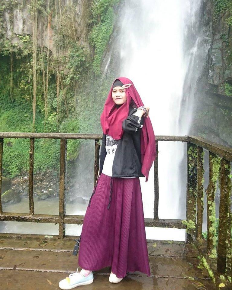 TRAVELING LAH YANG JAUH MUMPUNG MASIH MUDA
