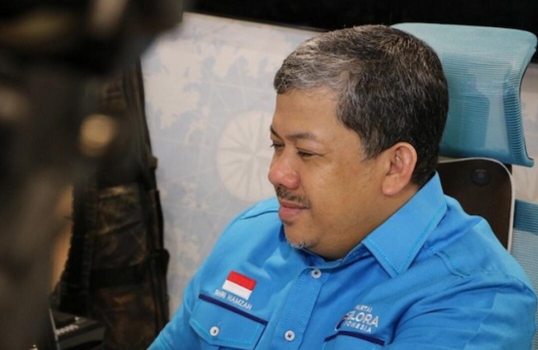 Fahri Hamzah : Kita akan Memenangkan Perang Jika Medan Bergeser ke Lautan!