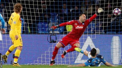PREDIKSI BARCELONA VS NAPOLI