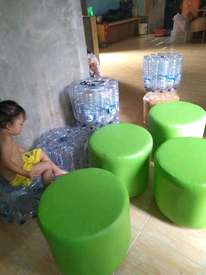 Kursi Dari Barang Tak Terpakai