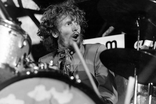 10 Drummer Terbaik Di Dunia Sepanjang Masa