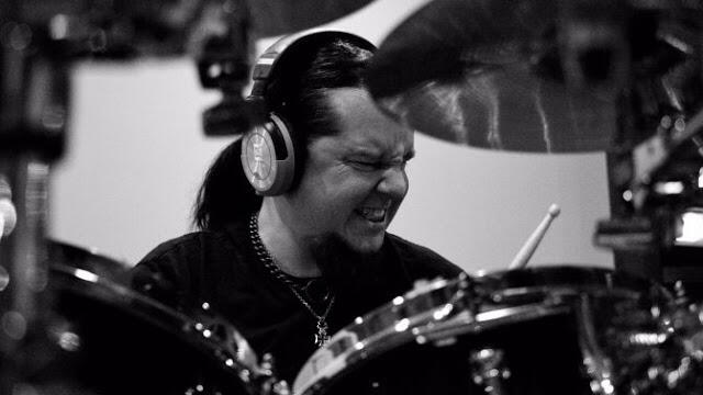10 Drummer Terbaik Di Dunia Sepanjang Masa