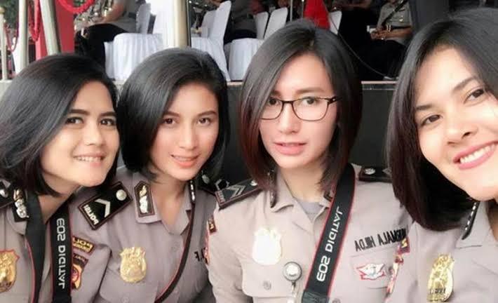 Polisi Cantik, Lo Suka Atau Malah Waspada! Apakah Polwan Ada Yang Jenderal? 