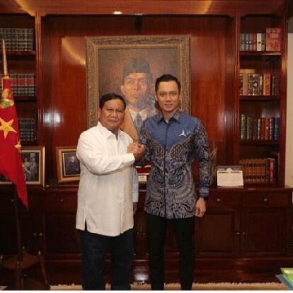 AHY Posting Foto Bareng Prabowo, Netizen Sebut Pasangan Ideal 2024