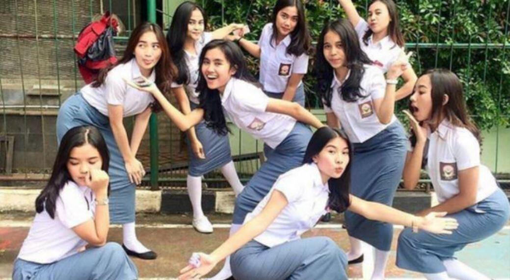 Upacara 17 Agustus di Sekolah Ala Murid Bangor, Pernah Gini Juga?