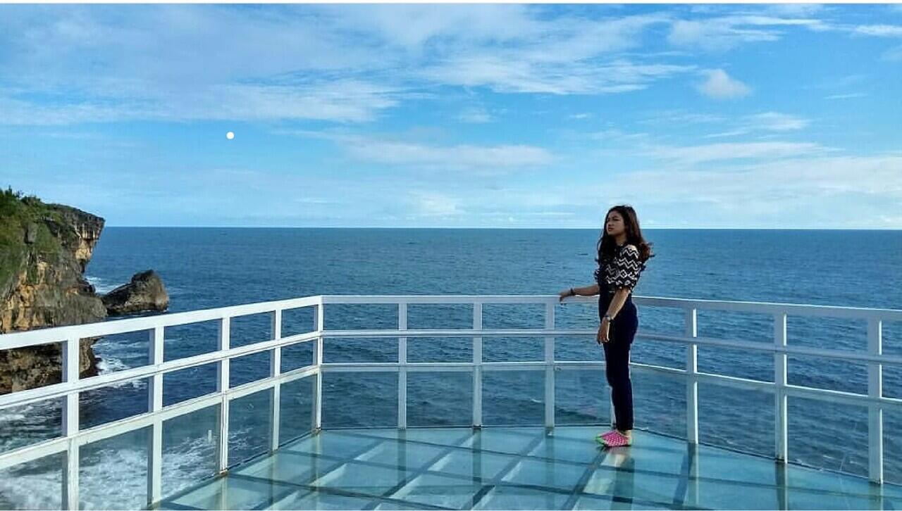 Butuh Refreshing? Kunjungi 4 Pantai Jogja Ini Yang Bisa Membuatmu Betah !