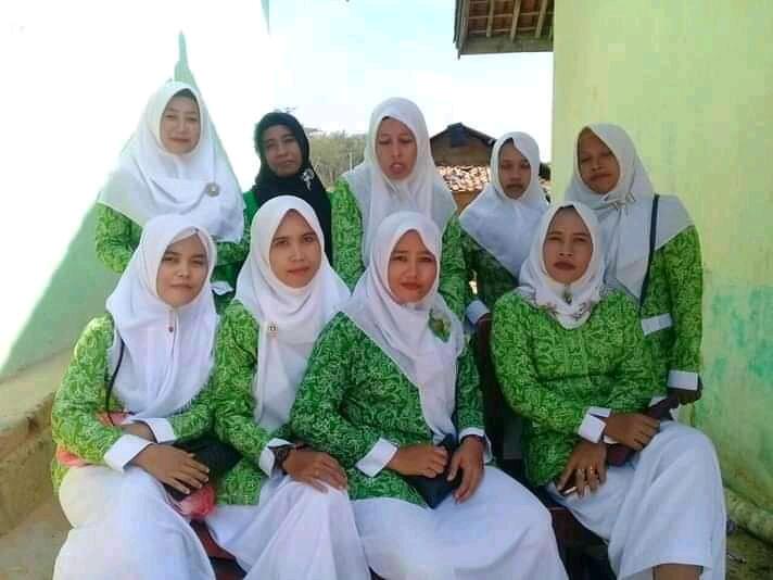 Kenangan Menjadi Pelatih Hadroh Emak-emak, Untuk Ikut Lomba 17 Agustusan HUT RI Ke-73