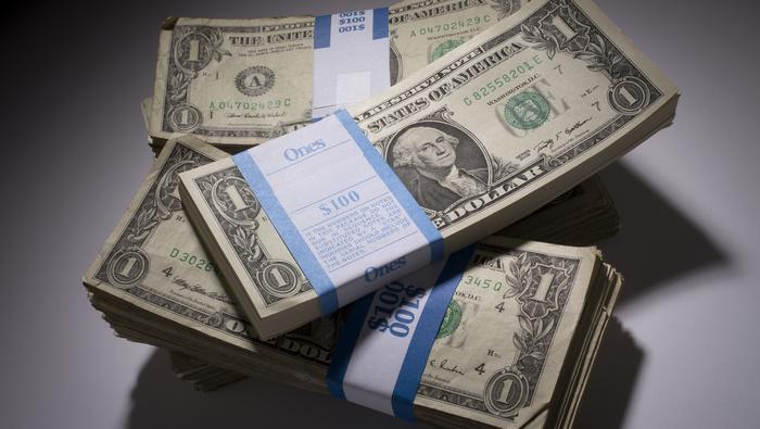 Dollar AS Bangkit; Investor Tunggu Pembicaraan Stimulus AS