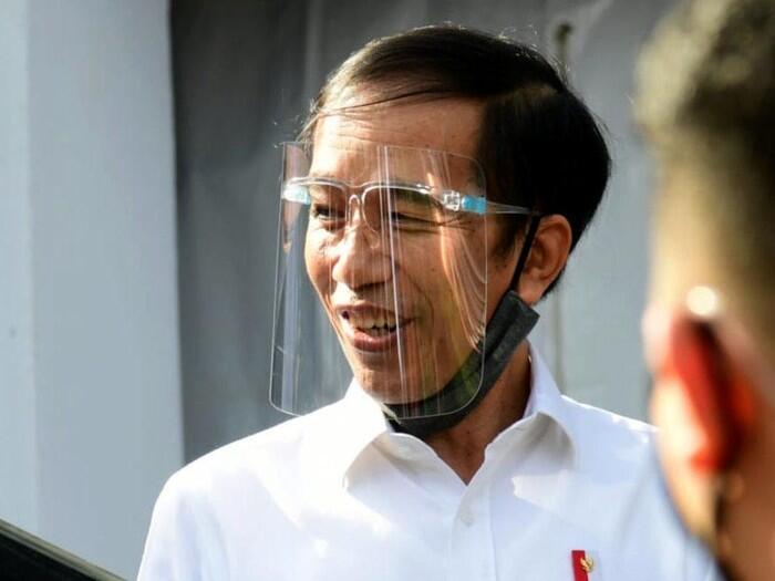 Jokowi: Vaksin Corona Diberi ke Seluruh Masyarakat Januari 2021