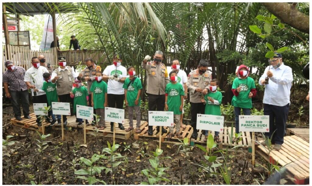 Kapolres Belawan Dampingi Kunker Kapolda Sumut di Kawasan Wisata Mangrove di Siombak