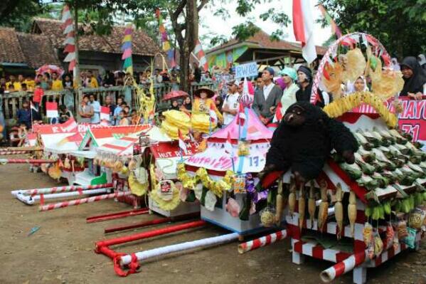 Pengalaman Ane Mengikuti Tradisi Daerah Untuk Menyambut HUT Kemerdekaan Indonesia