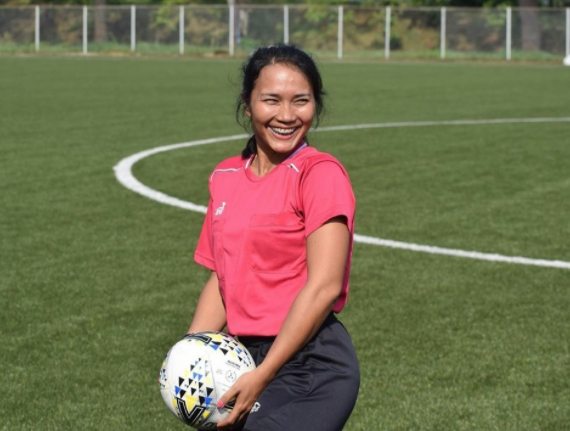 Deliana Fatmawati, Wasit Wanita Pertama Indonesia yang Berlisensi FIFA