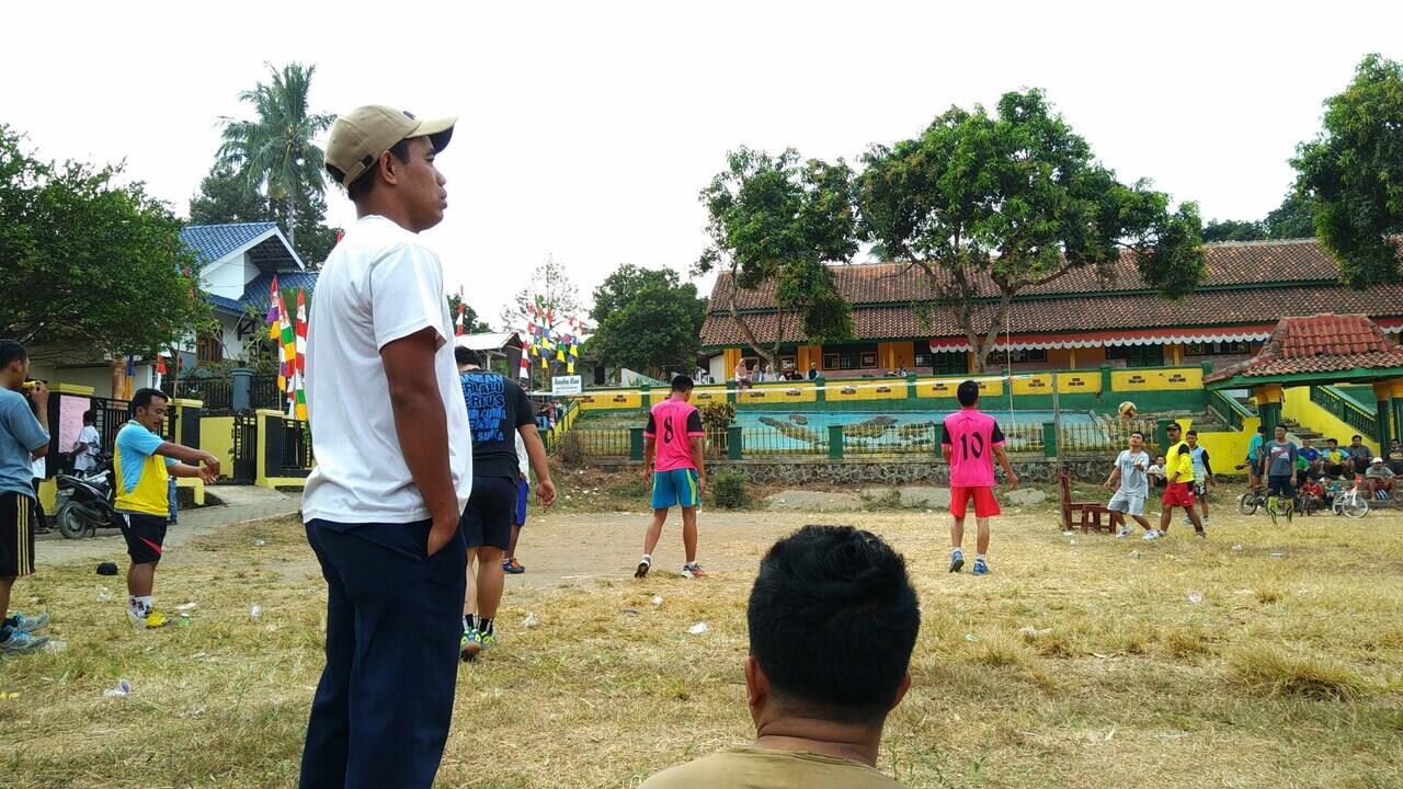 Kerja Keras Berbuah Hasil, Ane Juara Kedua Bola Voli Antar RT !
