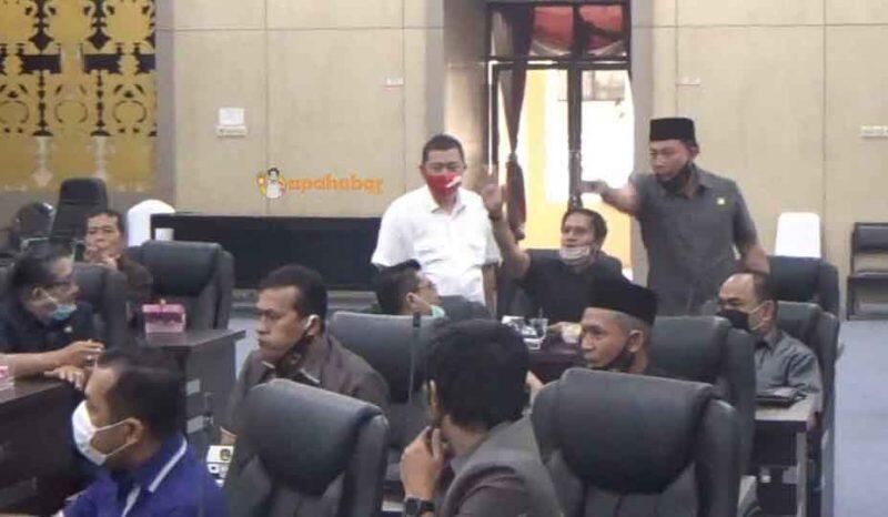 Sukrowardi Samakan Tatib Dengan Alqur'an, Rapat Paripurna DPRD Banjarmasin 'Meledak'