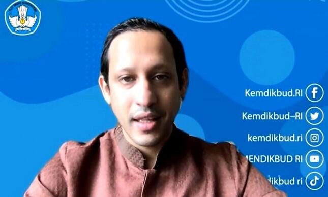 Menteri Nadiem Bakal Subsidi Paket Data Ringankan Beban Orang Tua,Tapi Tak Bisa Janji