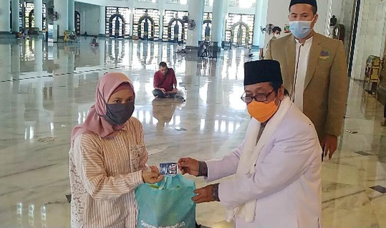 Ikrar Syahadat, Gadis Milenial ini Ngaku Tak Bisa Diungkap dengan Kata